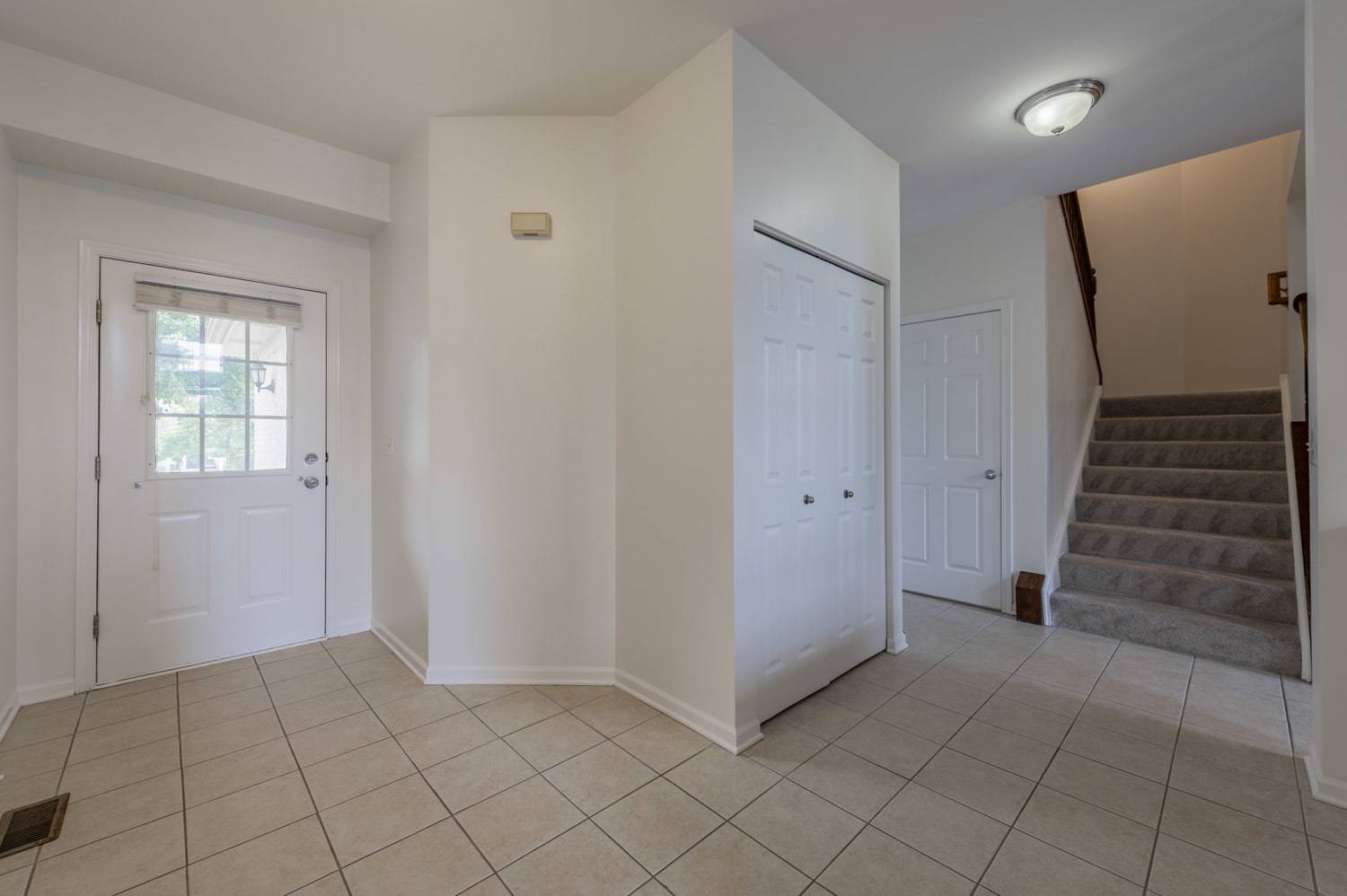 Address not disclosed, Elgin, IL 60120