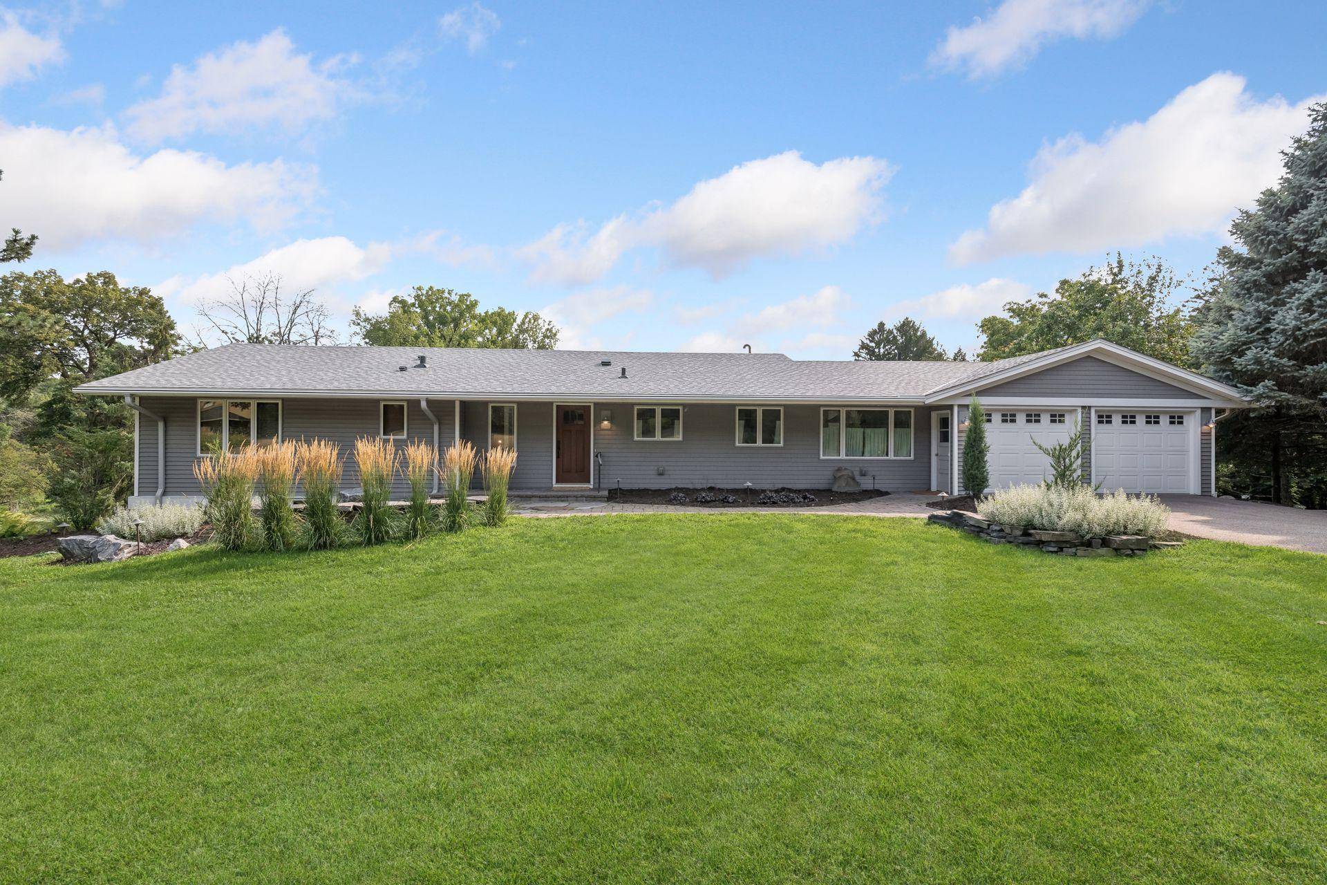 15803 Holdridge RD E, Wayzata, MN 55391