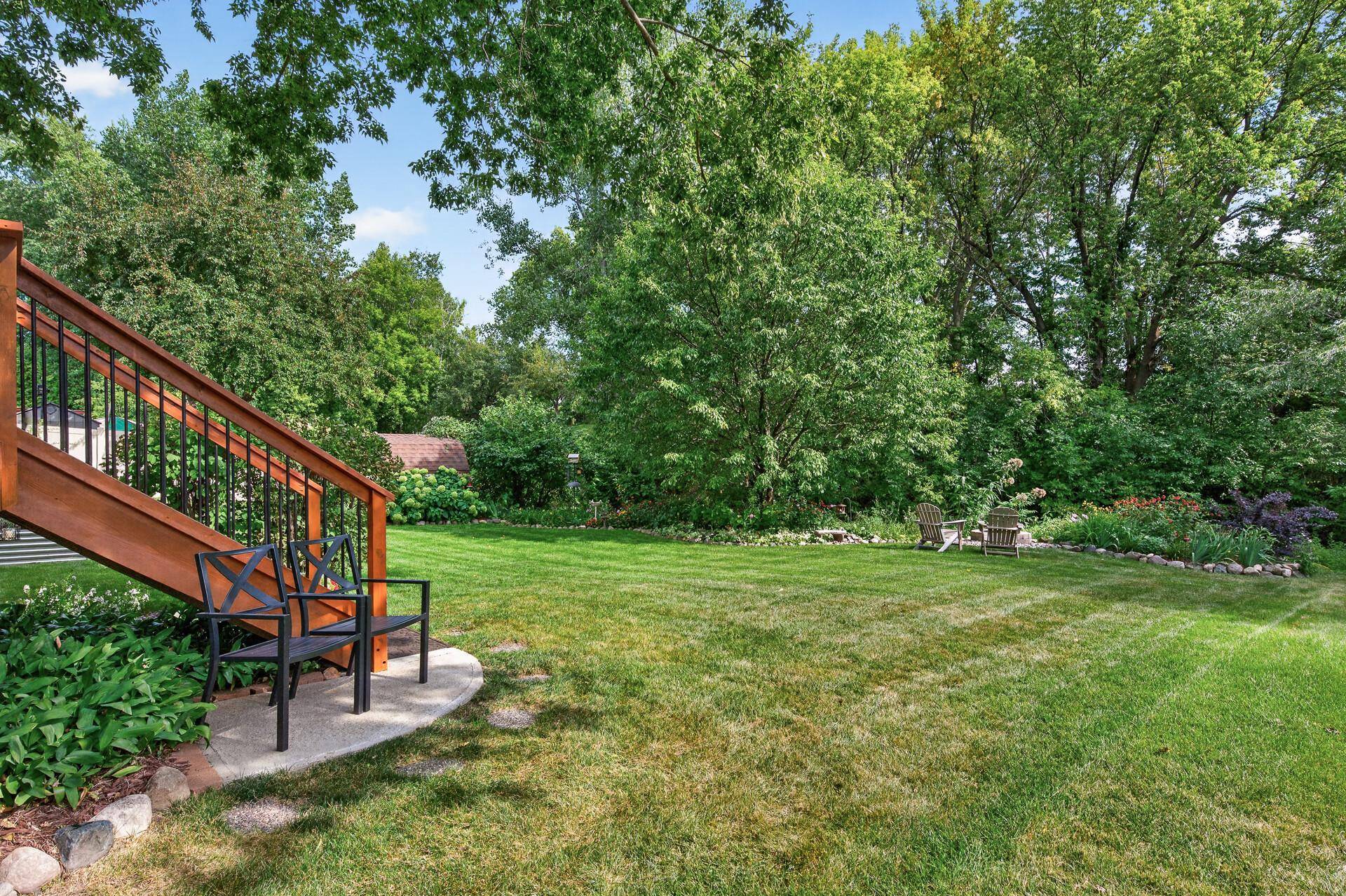 1566 Lamotte CIR, Lino Lakes, MN 55038