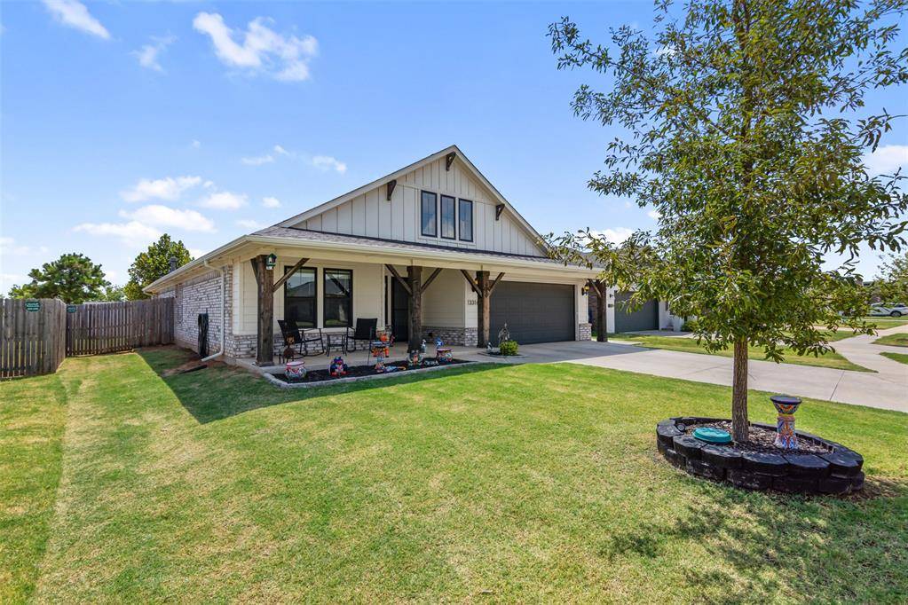 3316 Pagoda Pead DR, Yukon, OK 73099