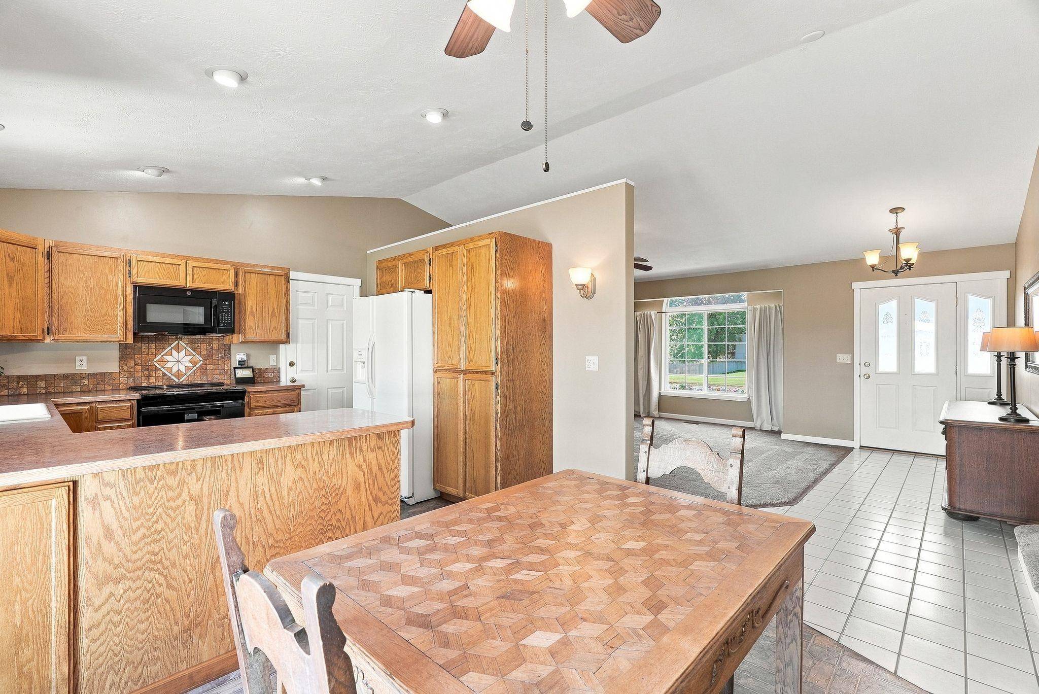 14418 N Chronicle St, Mead, WA 99021