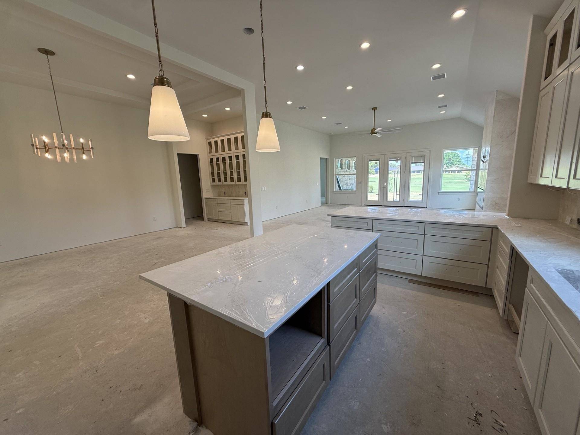 604 Hi Circle South, Horseshoe Bay, TX 78657