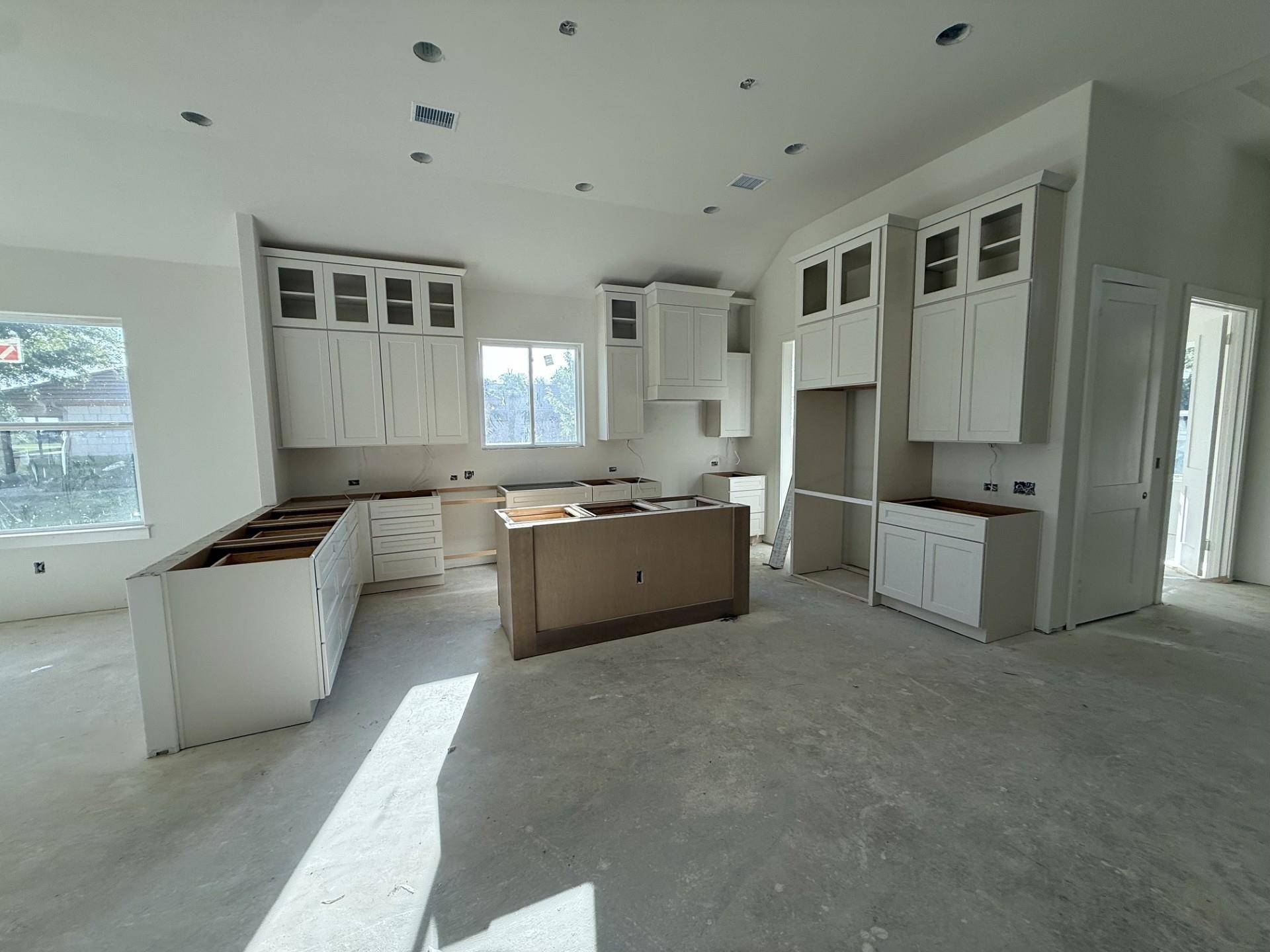604 Hi Circle South, Horseshoe Bay, TX 78657