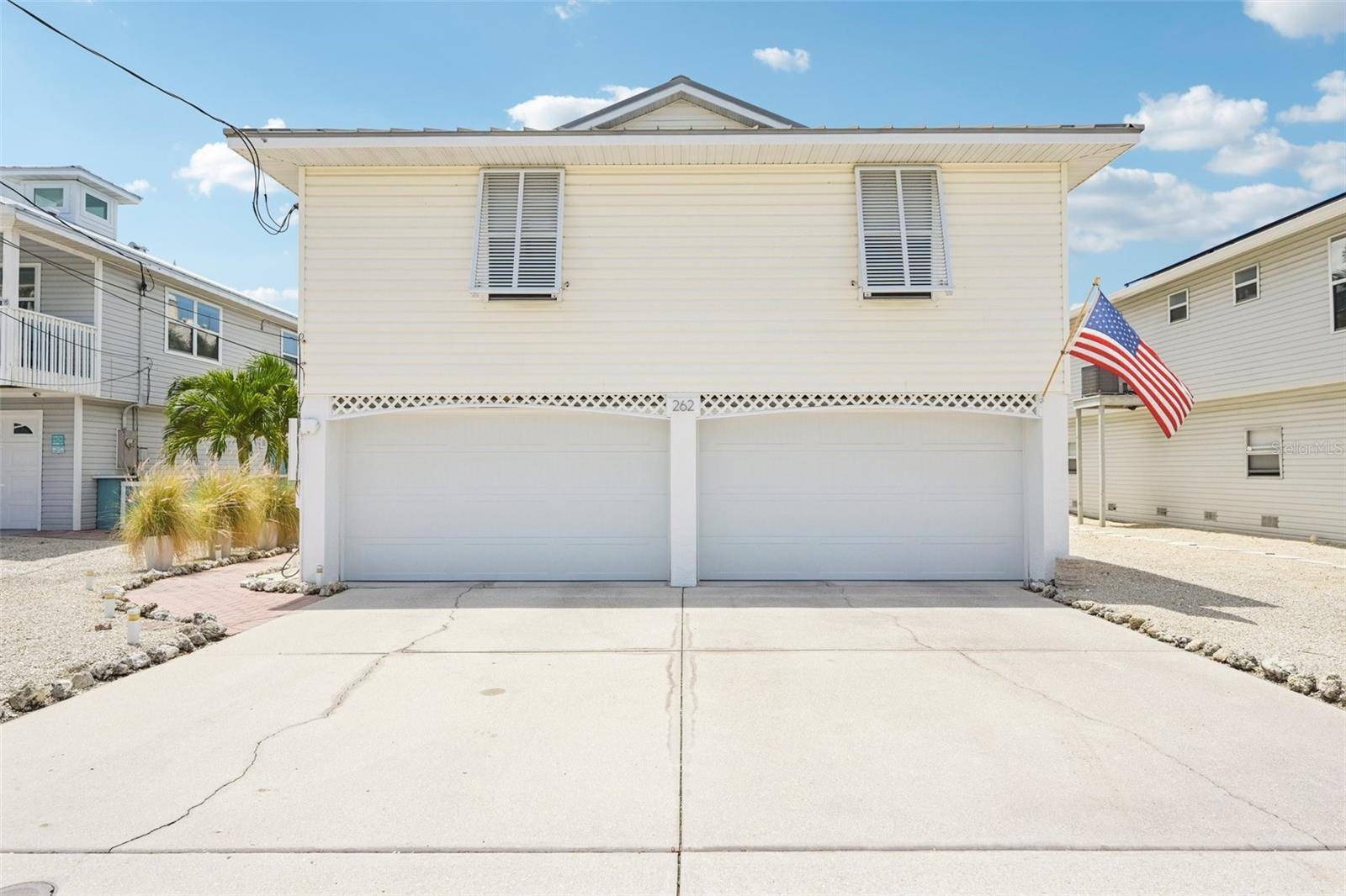 262 S HARBOR DR, Holmes Beach, FL 34217
