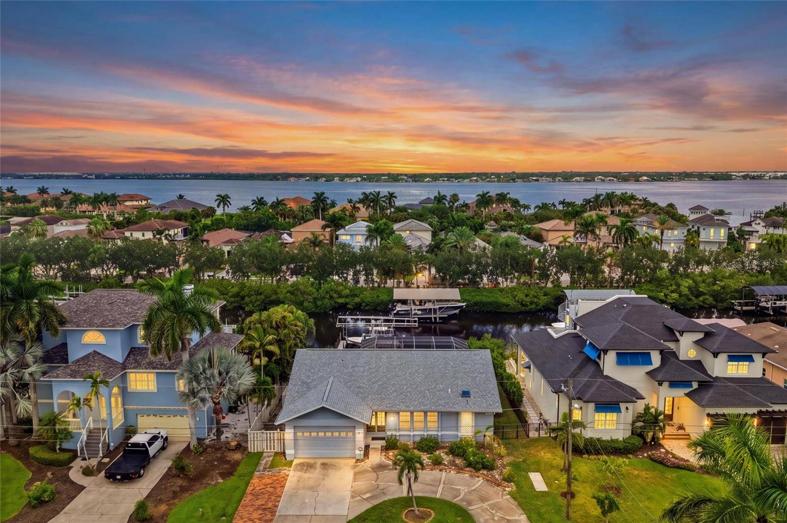 4523 4TH AVE NE, Bradenton, FL 34208