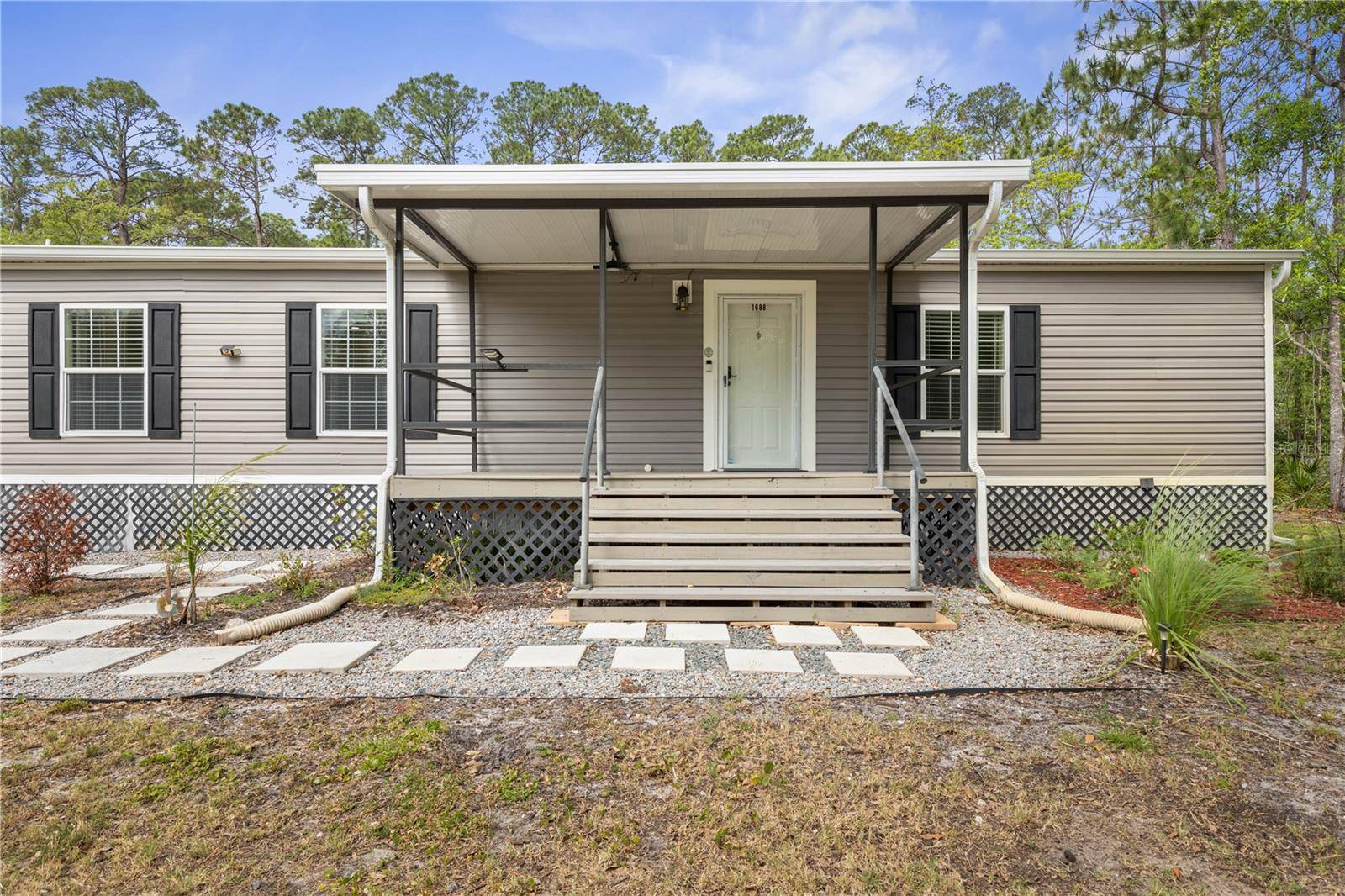 1688 PAPAYA ST, Bunnell, FL 32110