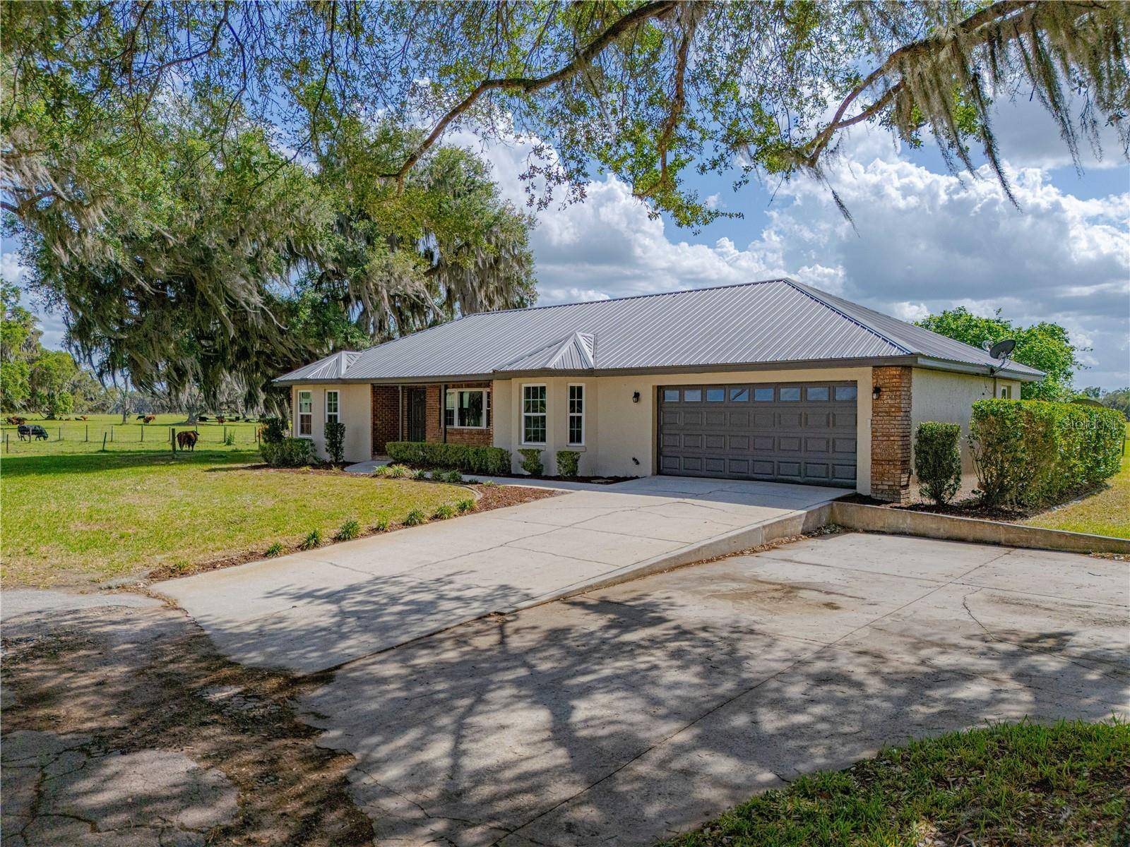 8197 CR 736, Center Hill, FL 33514