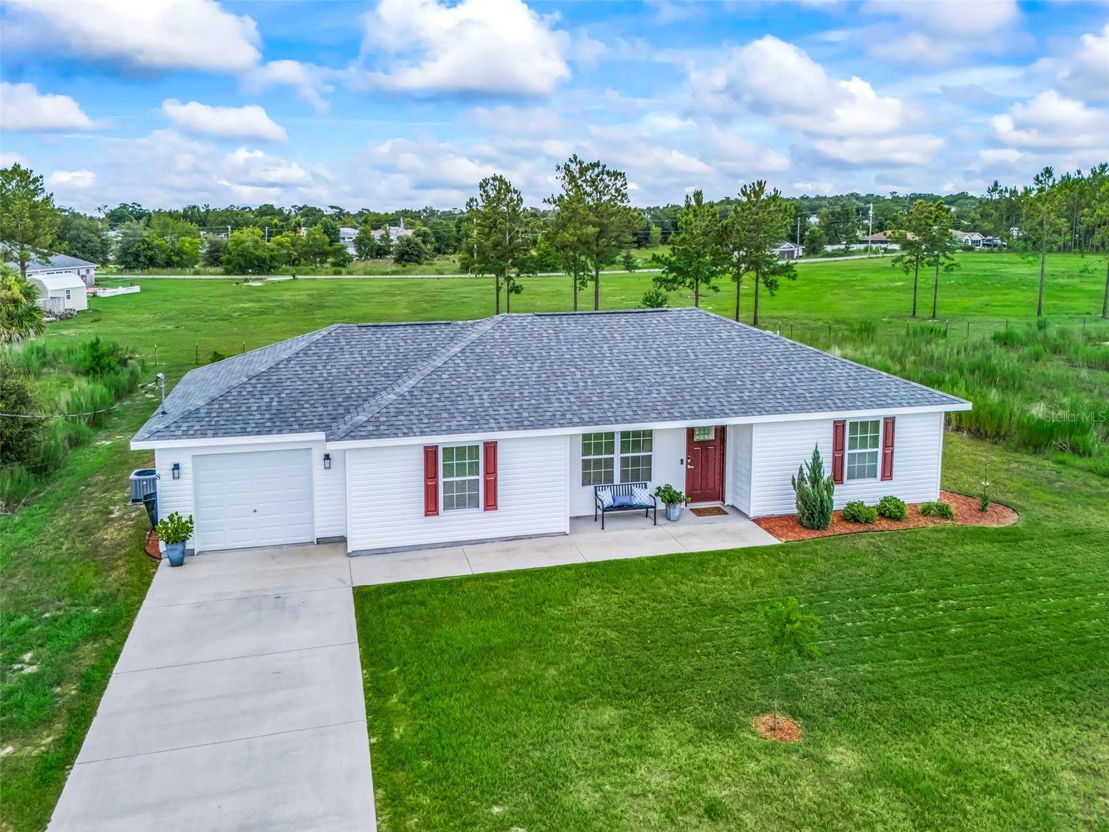 8 JUNIPER LOOP DR, Ocala, FL 34480