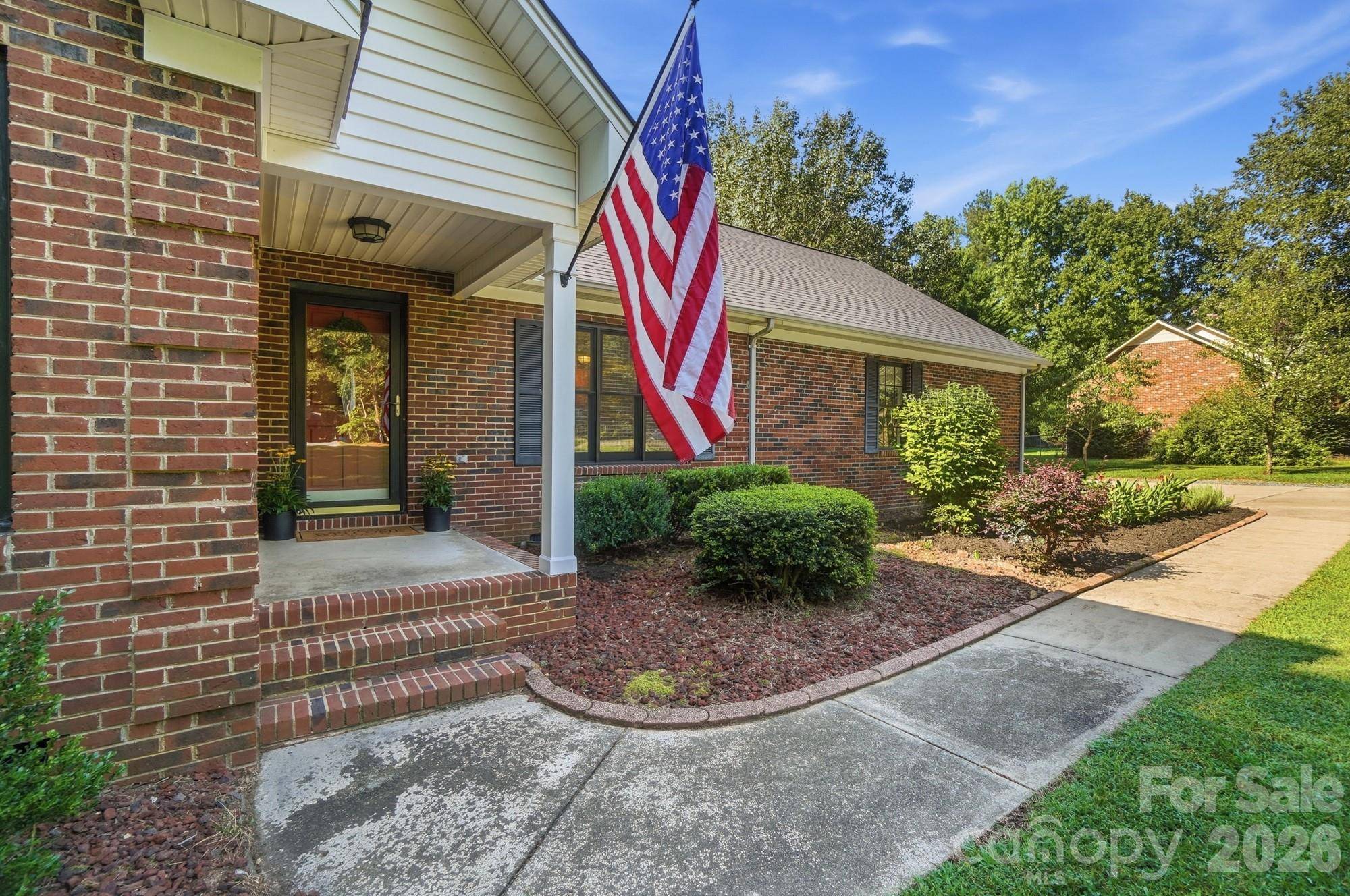 416 Ambrose LN, Monroe, NC 28110