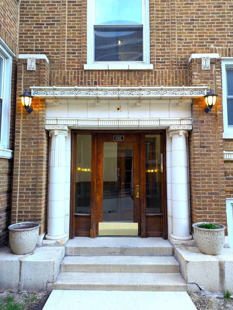 6912 N LAKEWOOD AVE #1W, Chicago, IL 60626