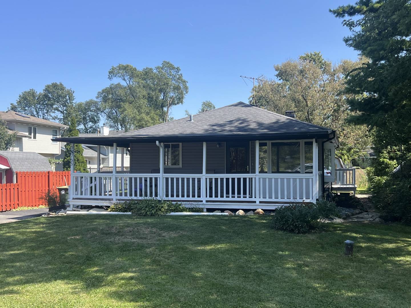 0N765 Darling ST, Wheaton, IL 60187