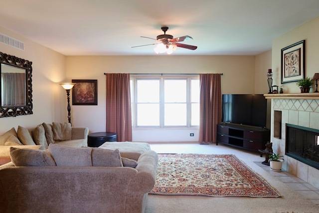 957 Chancery LN, Cary, IL 60013