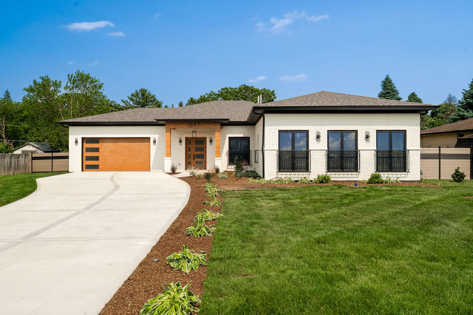 1847 Dexter LN, Des Plaines, IL 60018
