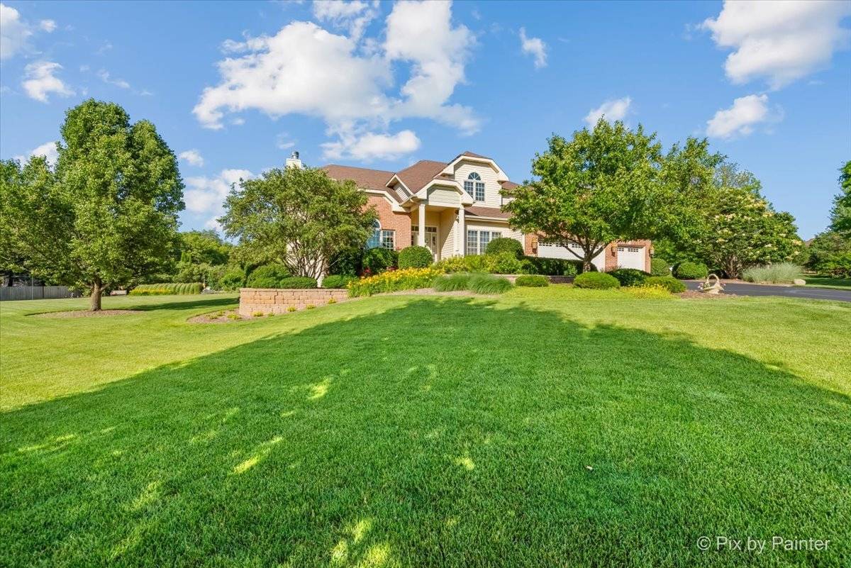 3720 Cypress DR, Spring Grove, IL 60081