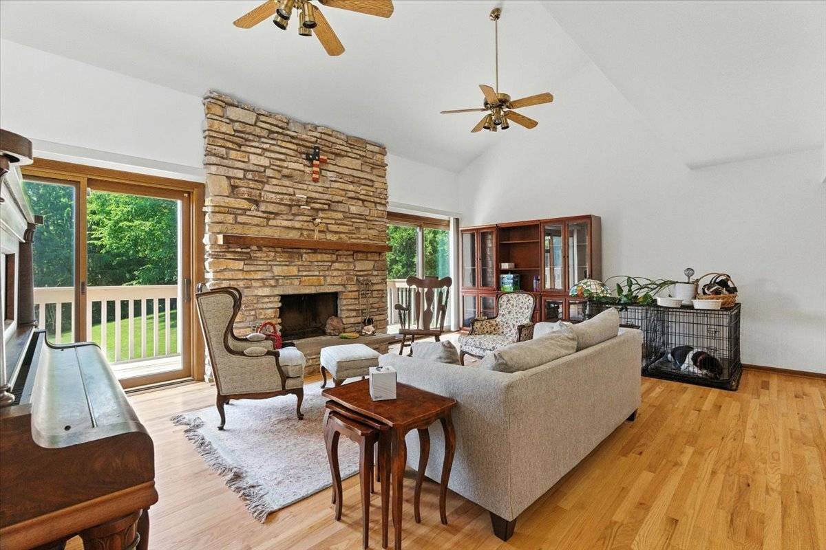 3125 Chellington DR, Johnsburg, IL 60051