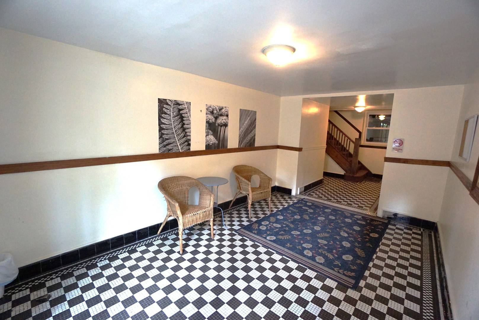 6966 N Wolcott AVE #1N, Chicago, IL 60626