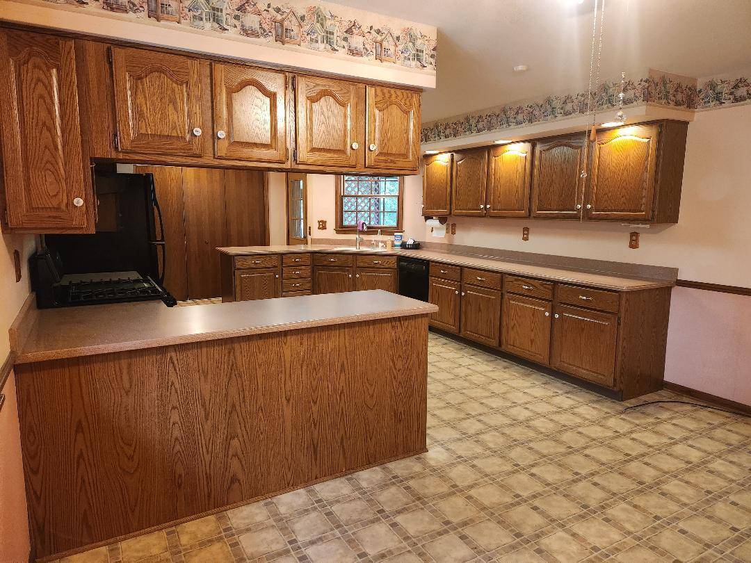 503 N GREEN ST, Mchenry, IL 60050