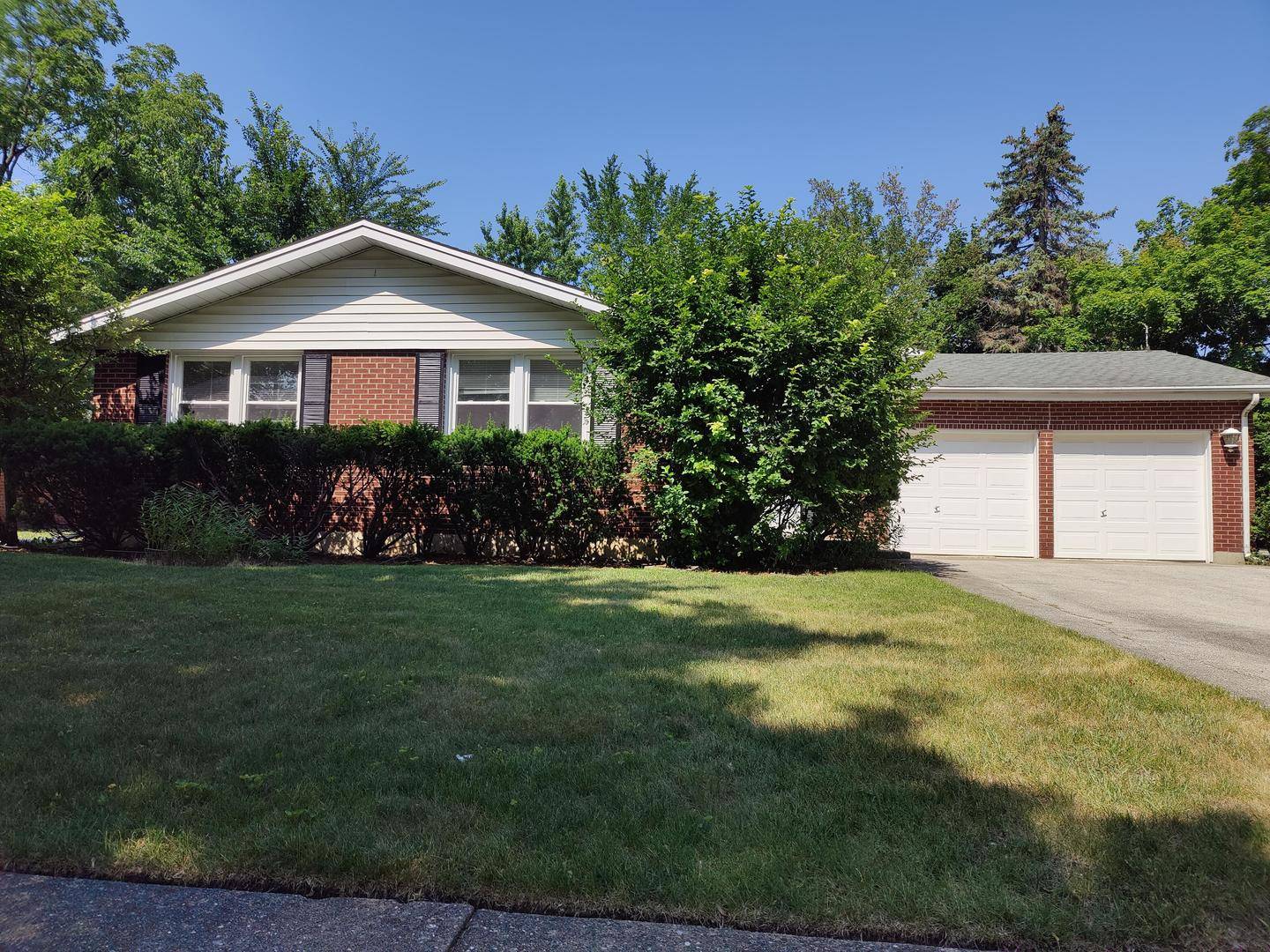 412 S Cedar ST, Palatine, IL 60067