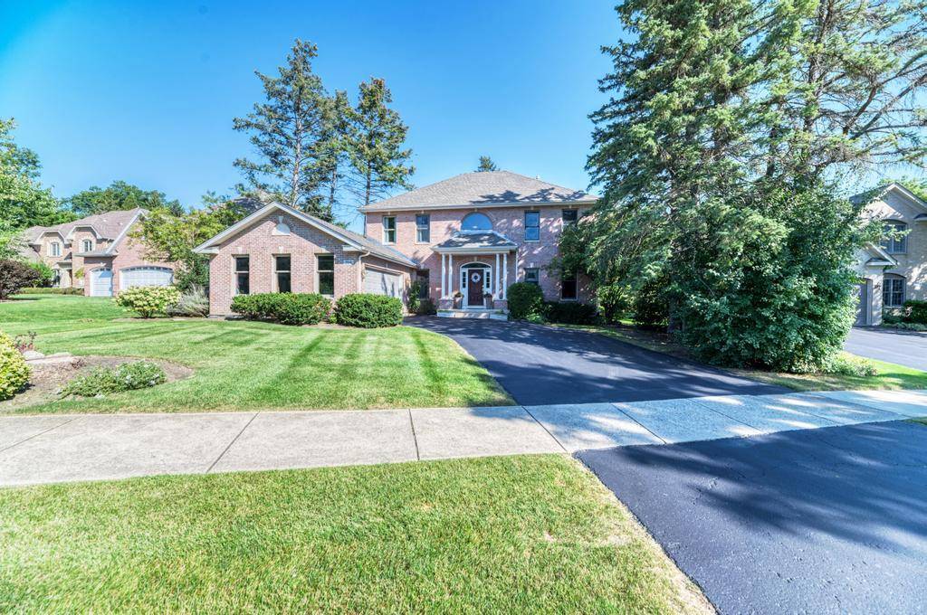 218 Tiffany LN, Roselle, IL 60172