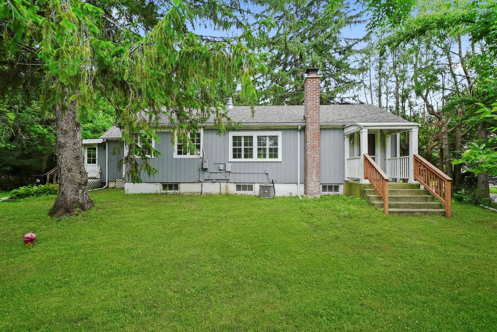 115 EASTWOOD AVE, Port Barrington, IL 60010