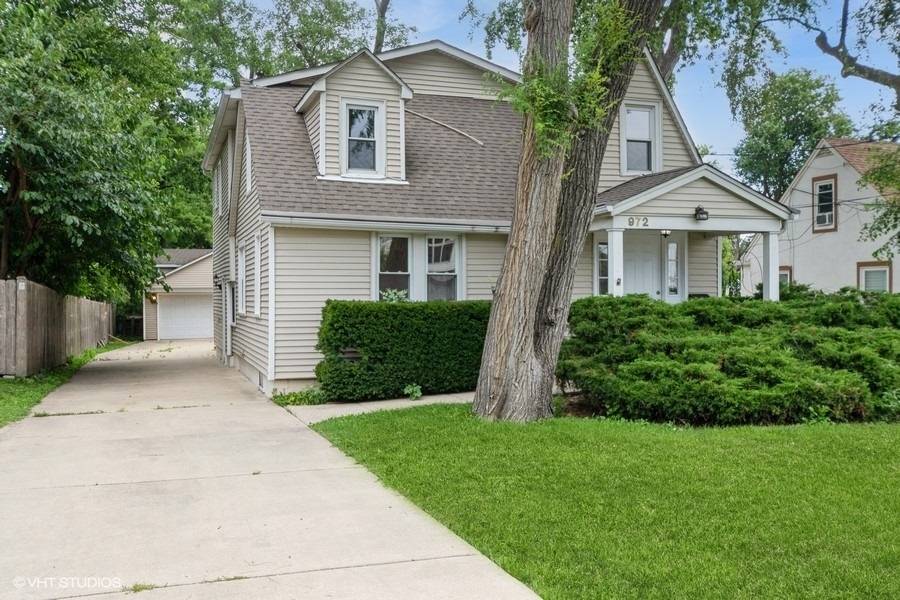 972 HOWARD AVE, Des Plaines, IL 60018