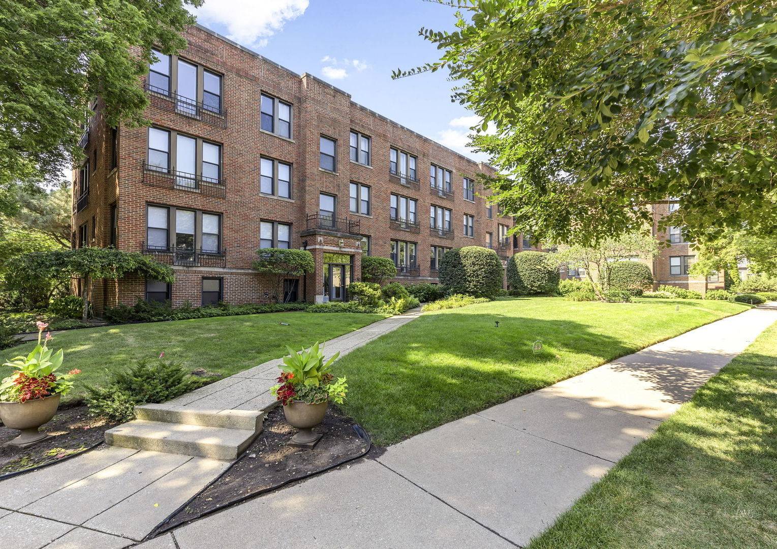 628 Judson AVE #3, Evanston, IL 60202