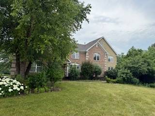 513 Pond Gate DR, Barrington, IL 60010