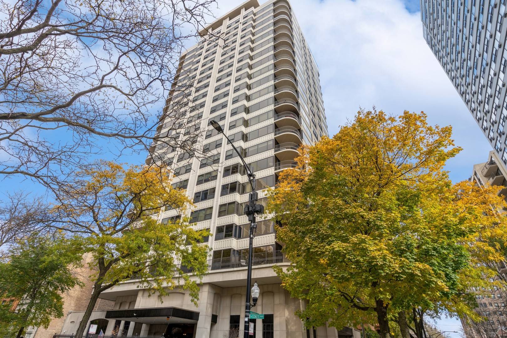 1501 N STATE Pkwy #10B, Chicago, IL 60610
