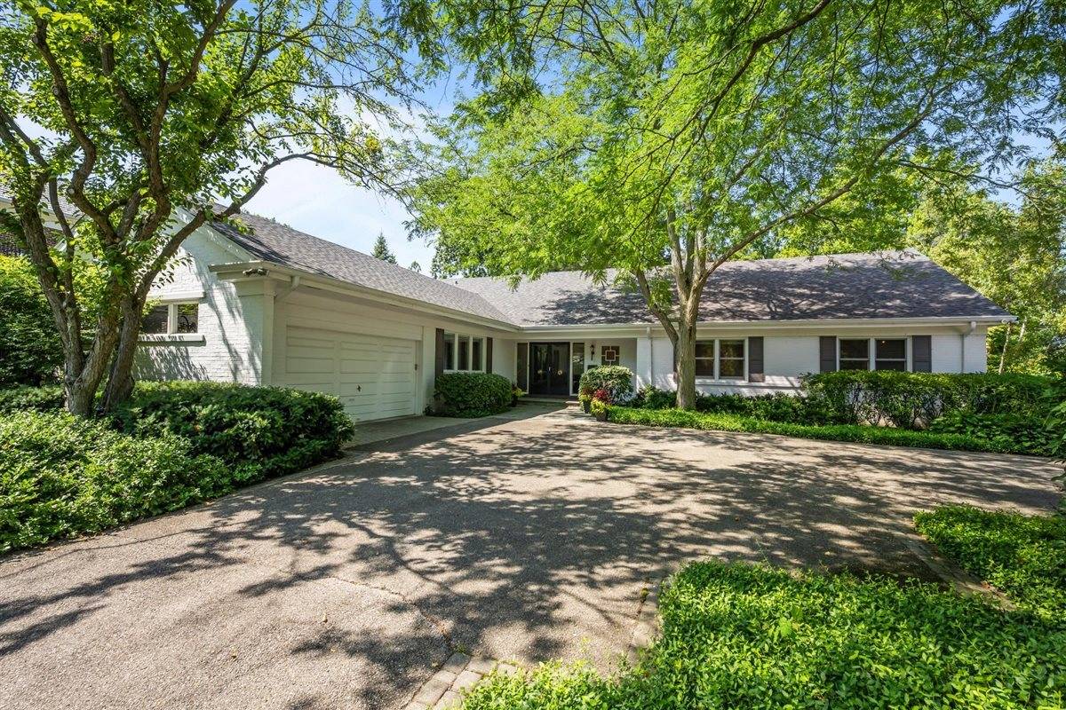 356 Sheridan RD, Glencoe, IL 60022