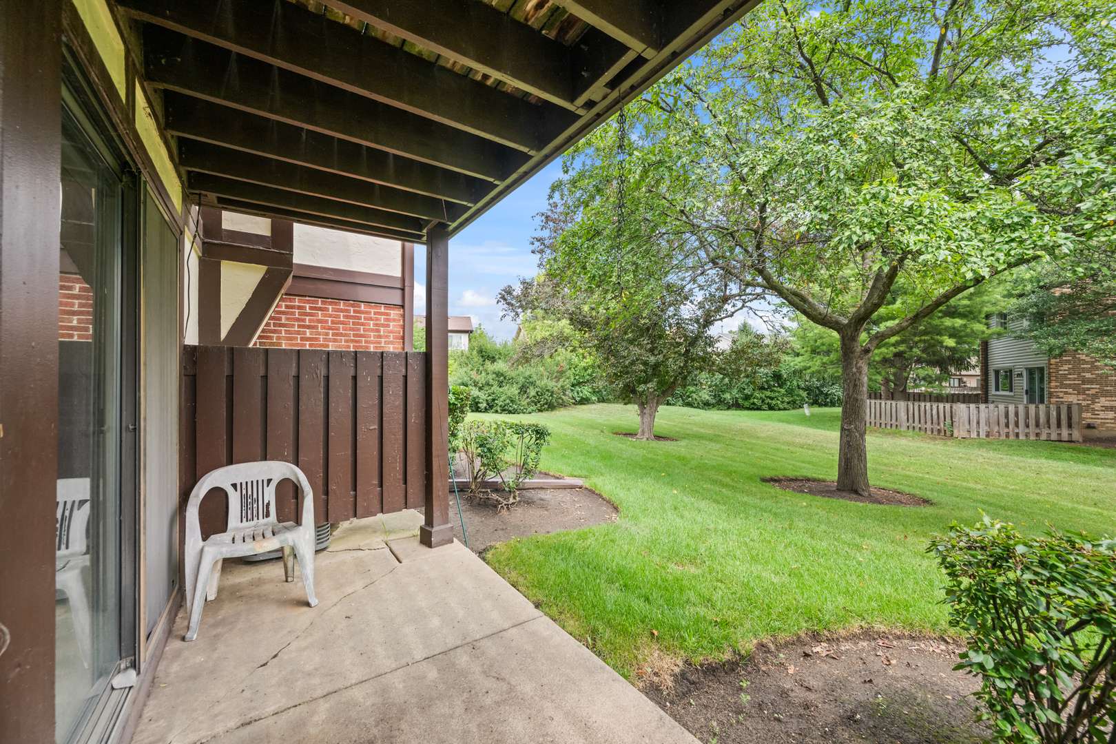 1542 Springview CT #B1, Wheeling, IL 60090