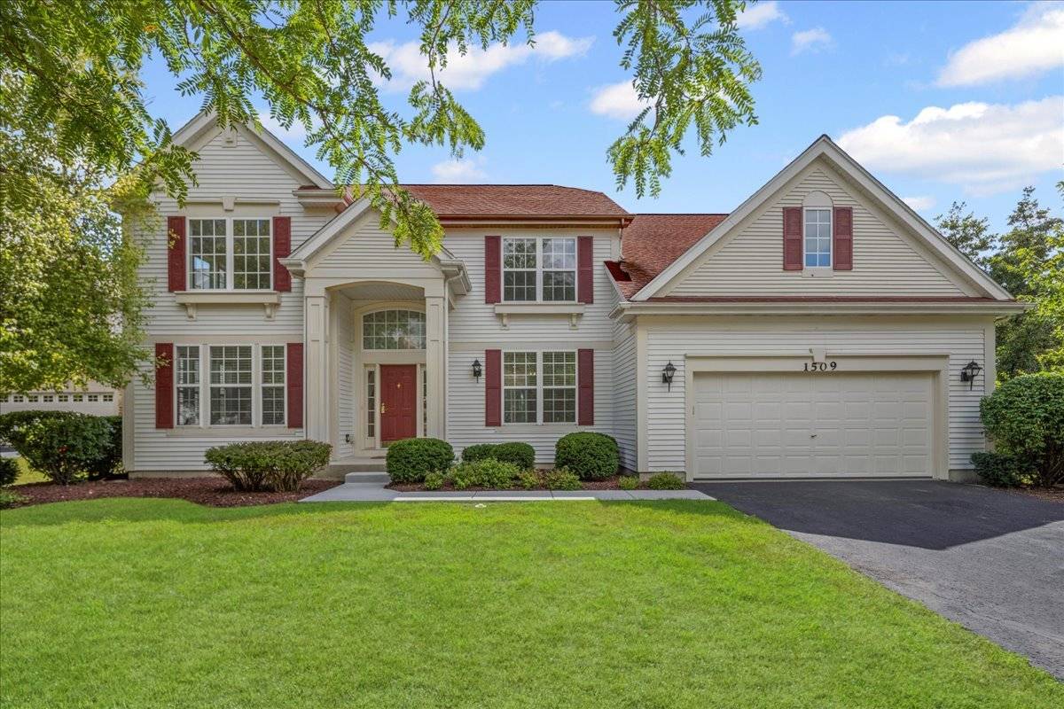 1509 Eric LN, Libertyville, IL 60048