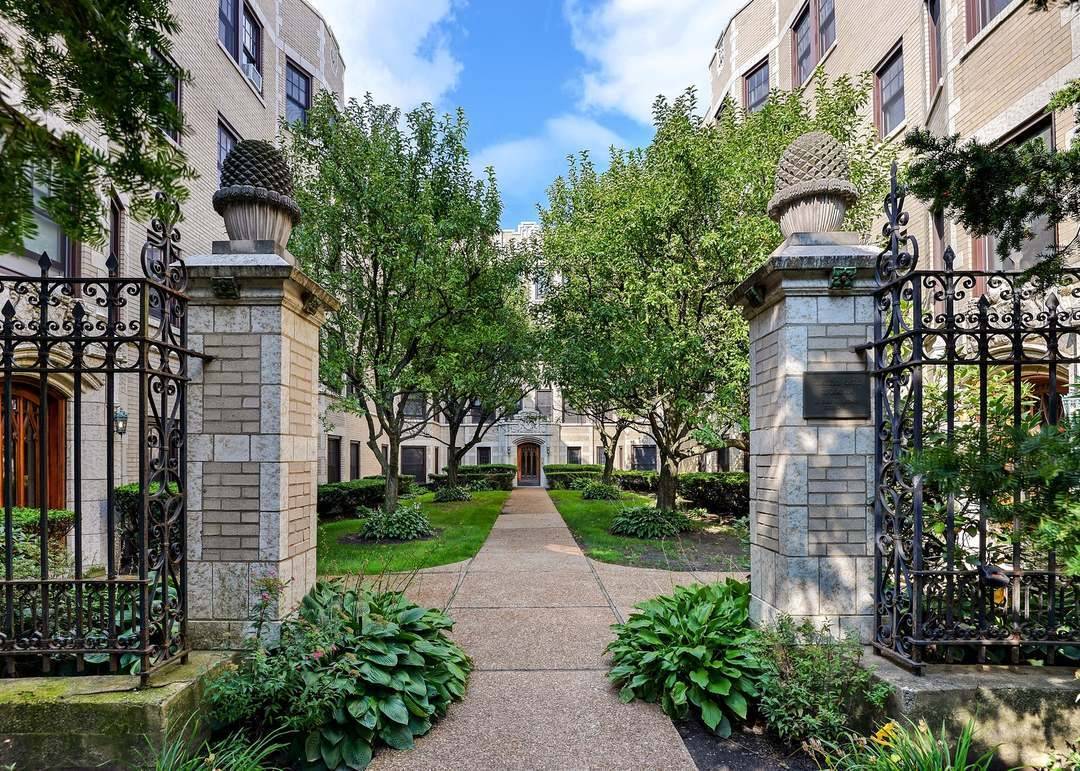 809 Judson AVE #2E, Evanston, IL 60202