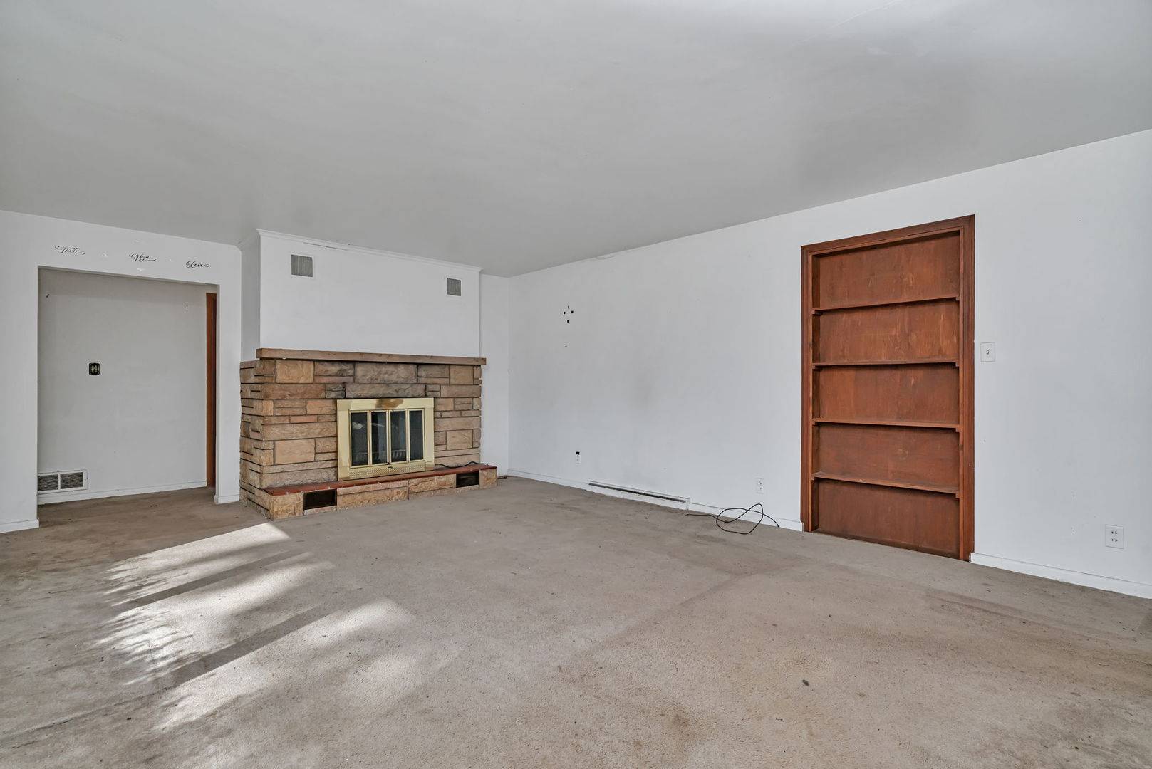 1108 E 9th ST, Lockport, IL 60441