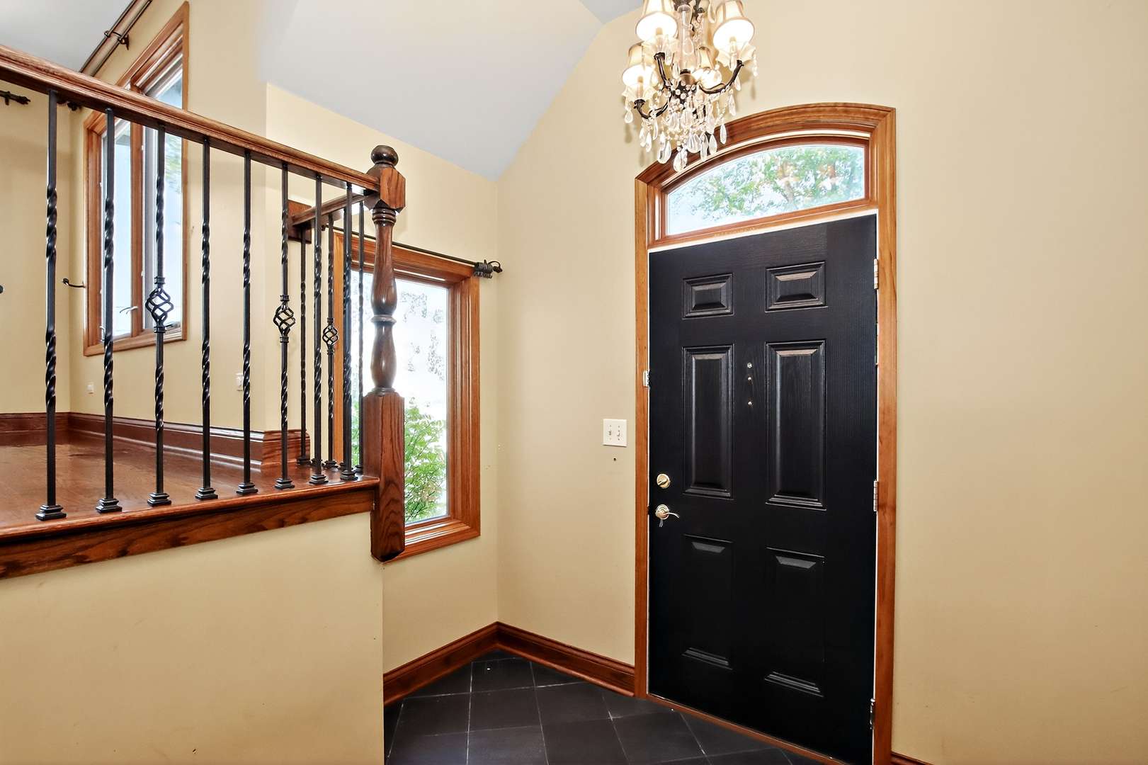 1417 E Joyce AVE, Palatine, IL 60074
