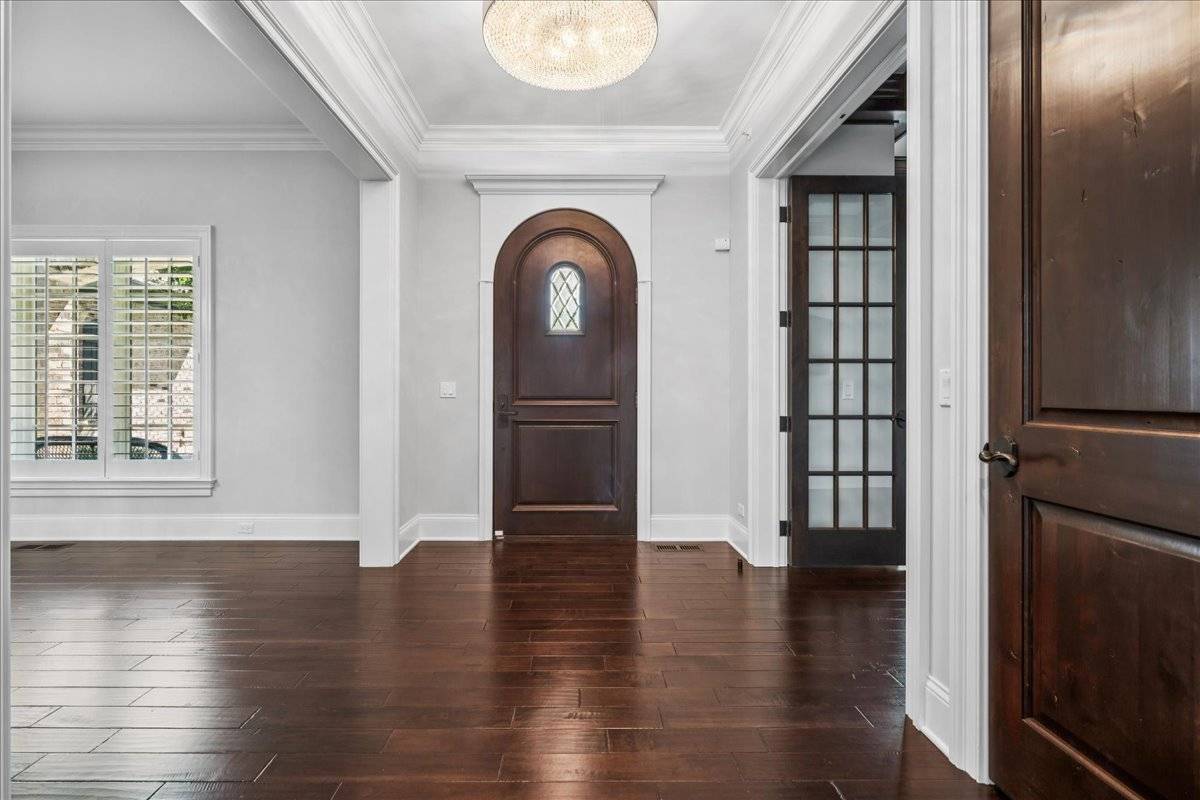 16197 W Woodbine CIR, Vernon Hills, IL 60061