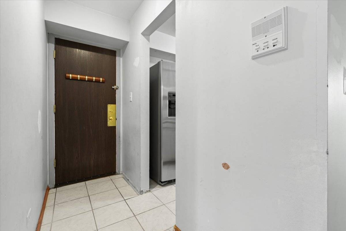 928 Casey CT #5, Schaumburg, IL 60173
