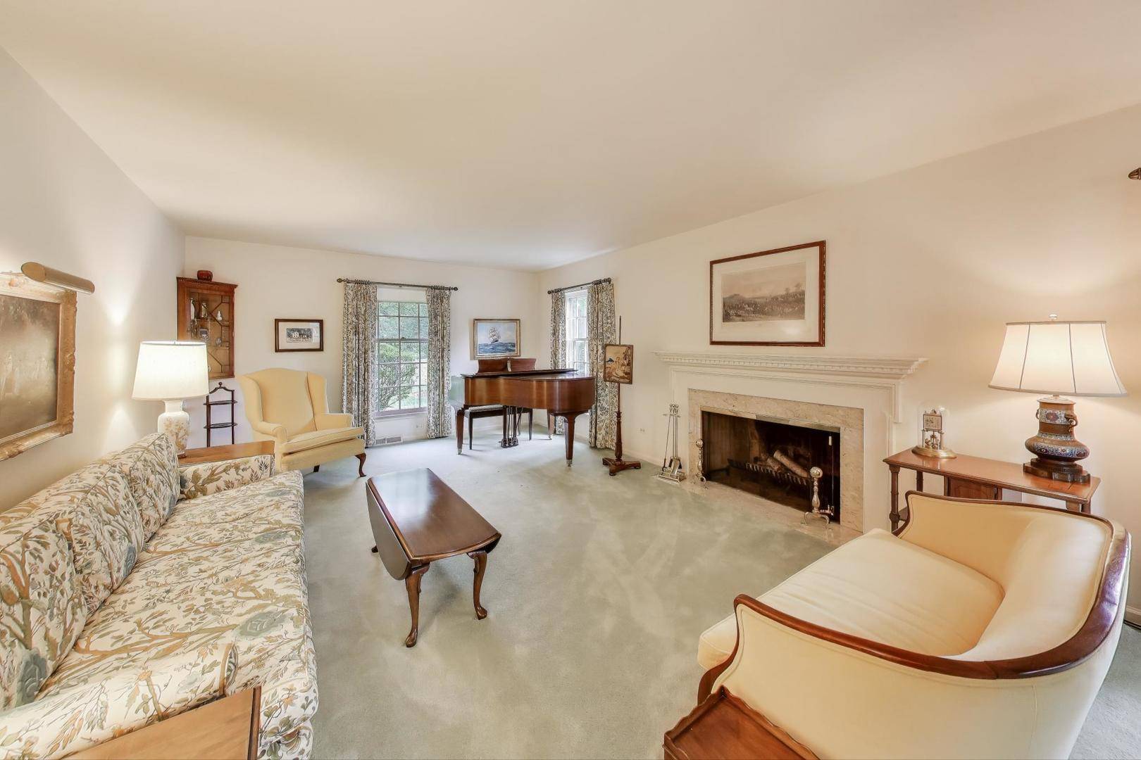1504 Wincanton DR, Deerfield, IL 60015