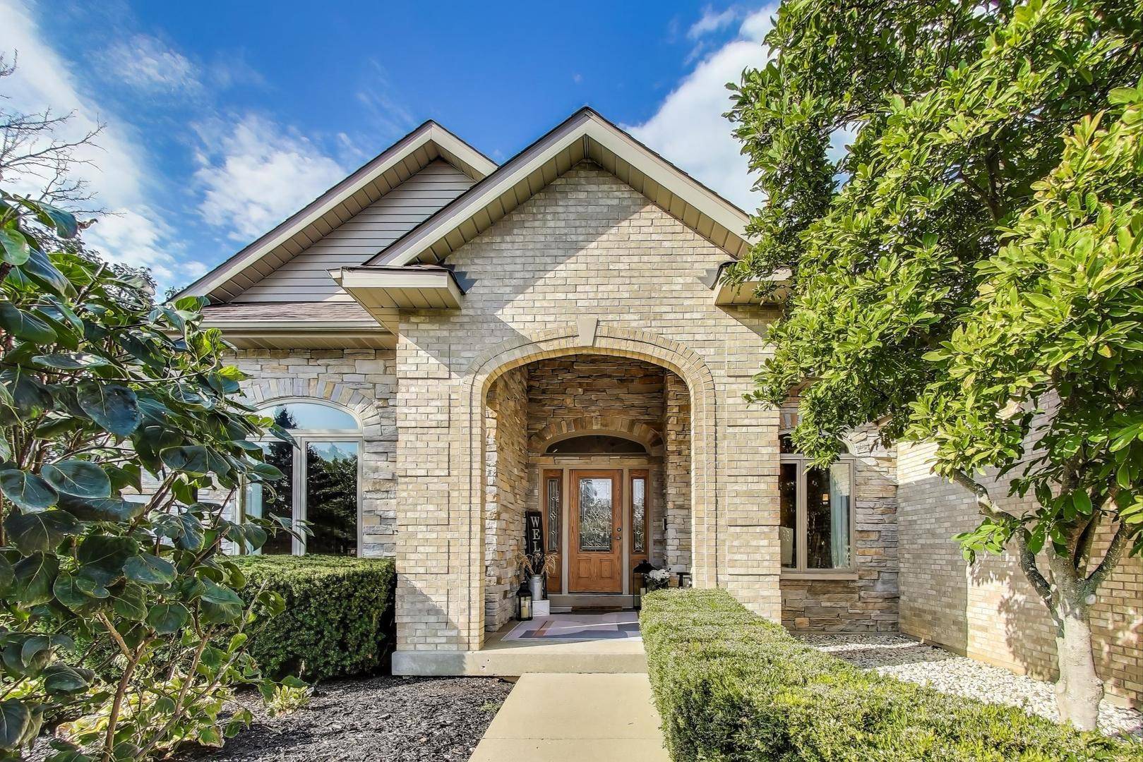 3406 Forest Ridge DR, Spring Grove, IL 60081