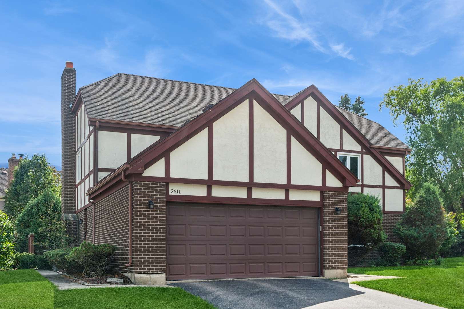 2611 E Radford CT, Arlington Heights, IL 60004