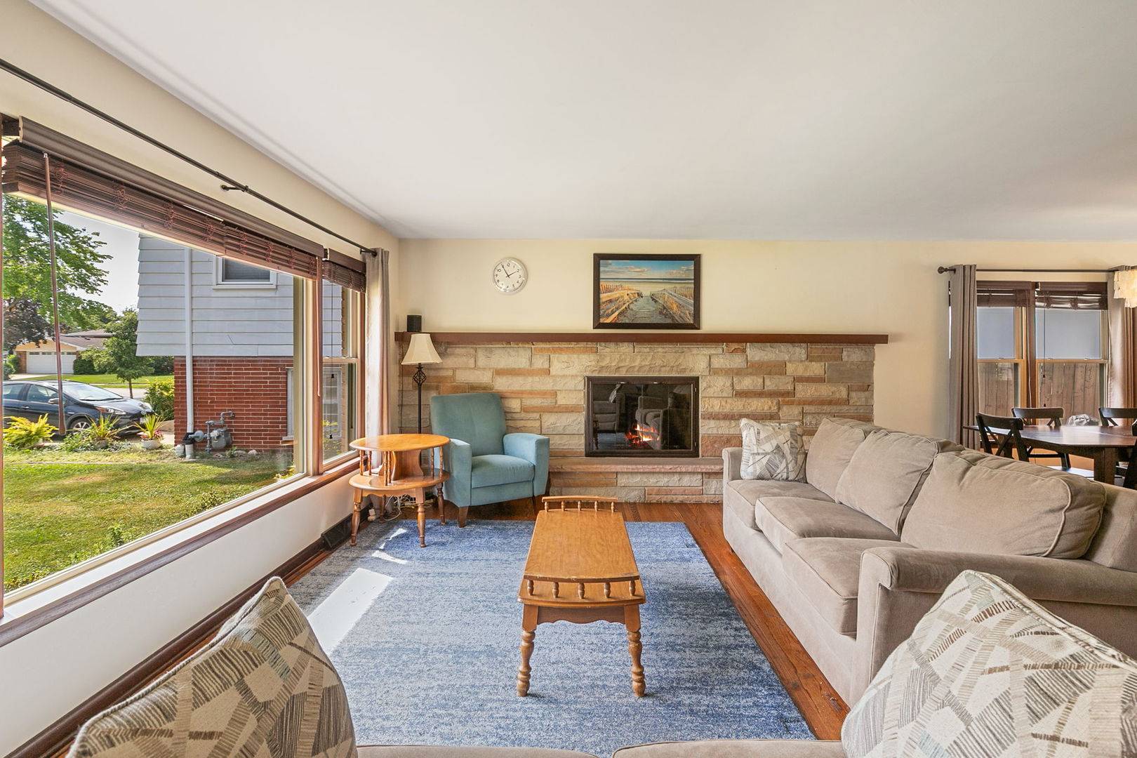 205 Huntington CT, La Grange Park, IL 60526