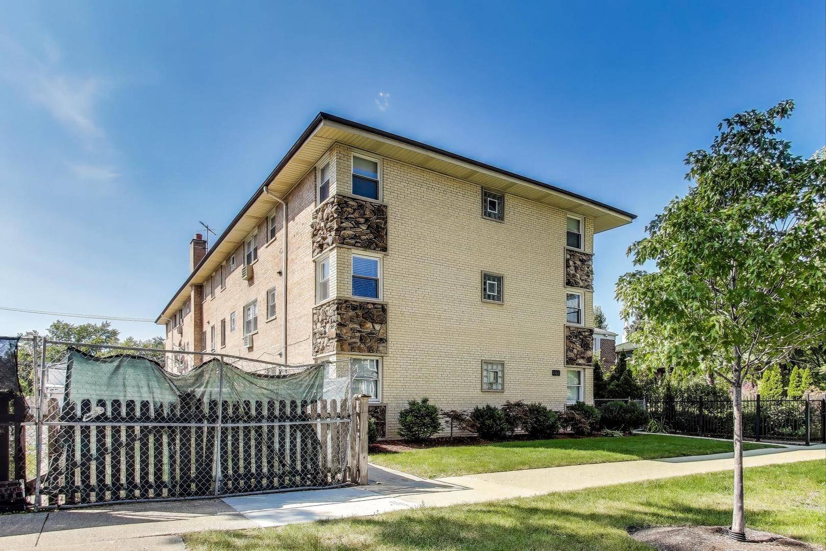 4146 N Kedvale AVE #1C, Chicago, IL 60641