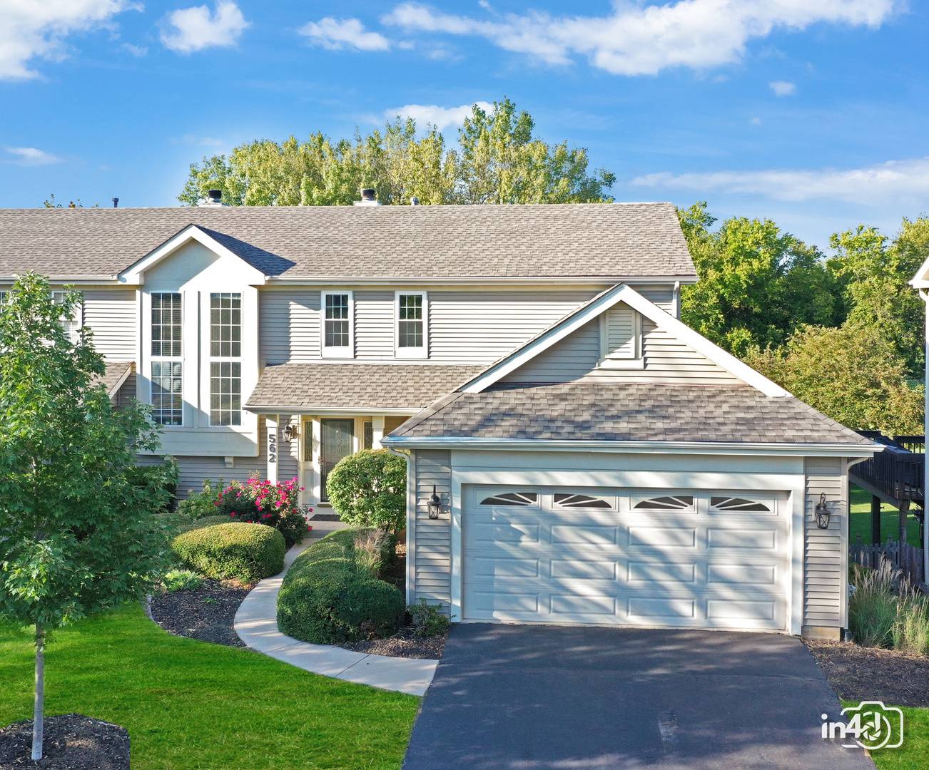 562 Tewksbury CIR, Oswego, IL 60543