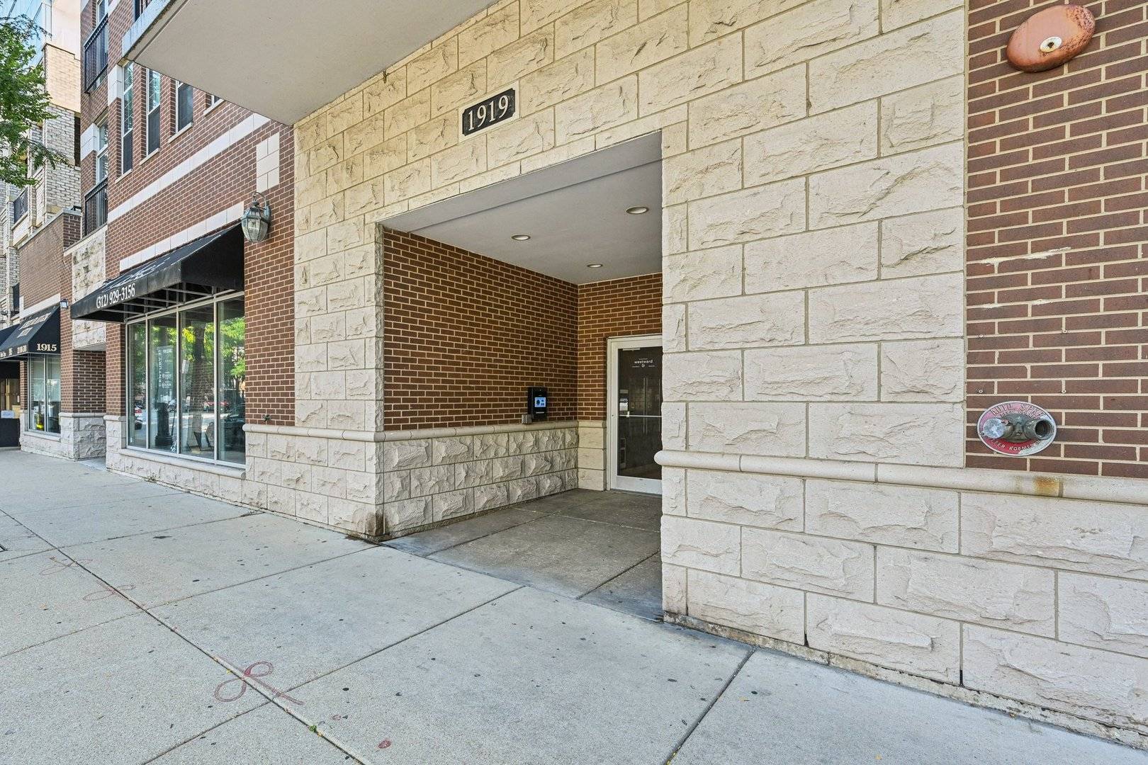 1919 S Michigan AVE #301, Chicago, IL 60616