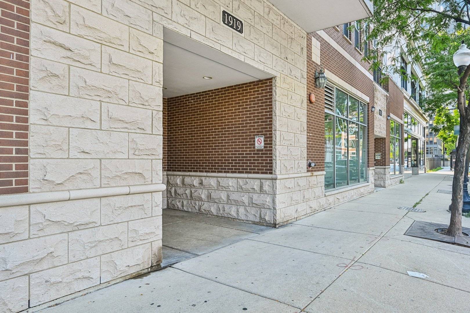 1919 S Michigan AVE #301, Chicago, IL 60616