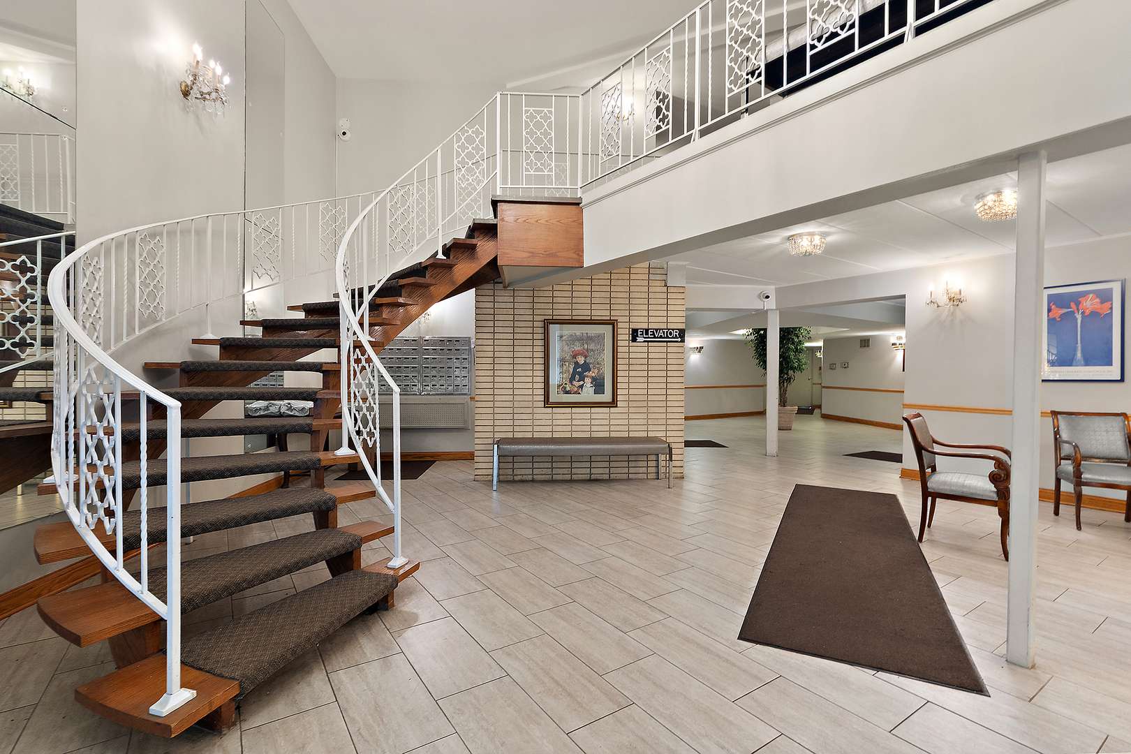 9820 S Pulaski AVE #111, Oak Lawn, IL 60453