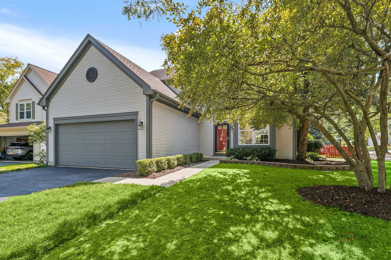 6141 Crossland BLVD, Gurnee, IL 60031