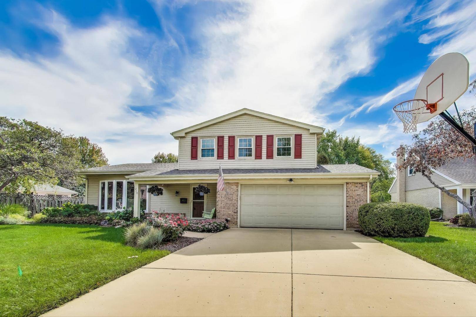 219 E Reseda Pkwy, Palatine, IL 60067