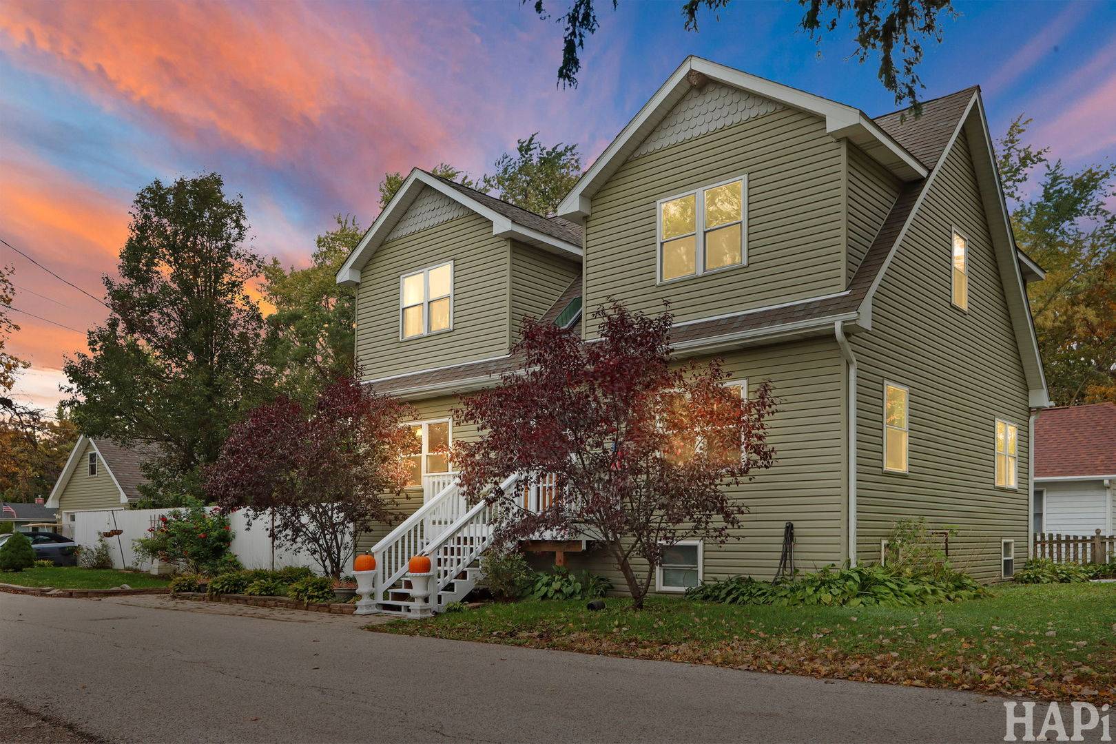 2624 Elm Oak LN, Mchenry, IL 60051