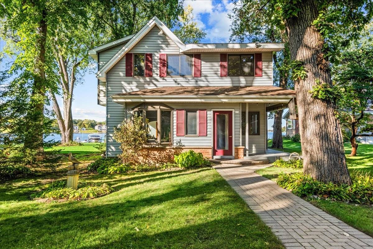 712 Regner RD, Mchenry, IL 60051