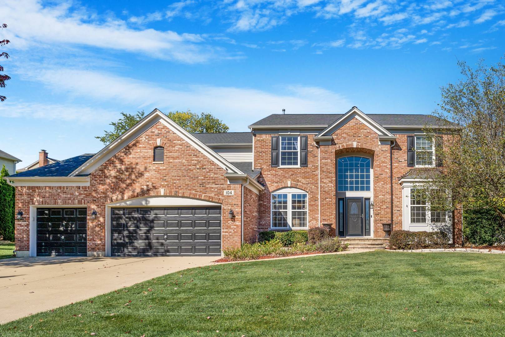 104 Cottonwood DR, Streamwood, IL 60107